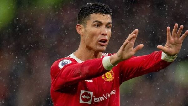 Ronaldo sigue sin presentarse
