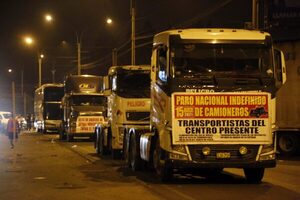 Transportistas de carga y agricultores acatan un nuevo paro en Perú - MarketData