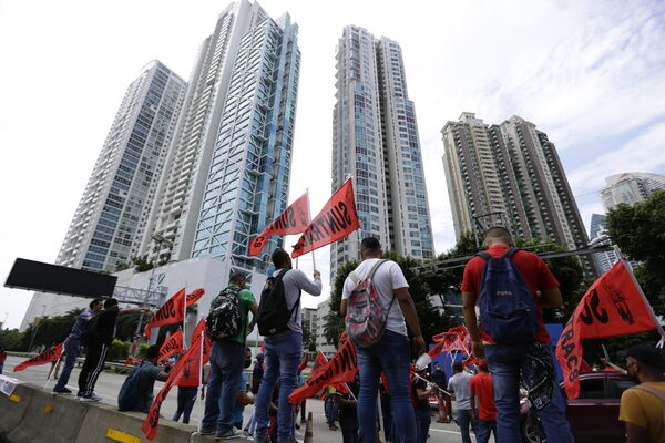 Las protestas paralizan la capital tras el fracaso de las negociaciones en Panamá - MarketData