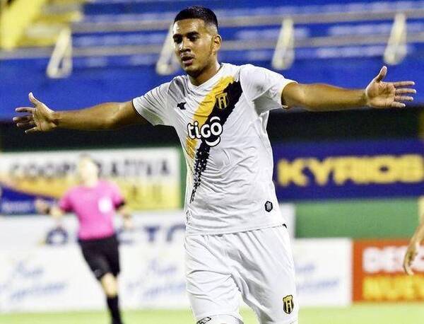 Crónica / Pelotero transferido a Rusia remodelará la casa a de sus padres en Concepción
