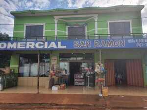 Delincuente hurta dinero, revólver y otros objetos de un comercio - Noticde.com