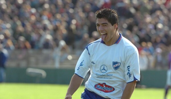Versus / Masiva campaña en Uruguay para que Luis Suárez retorne a Nacional - Paraguaype.com