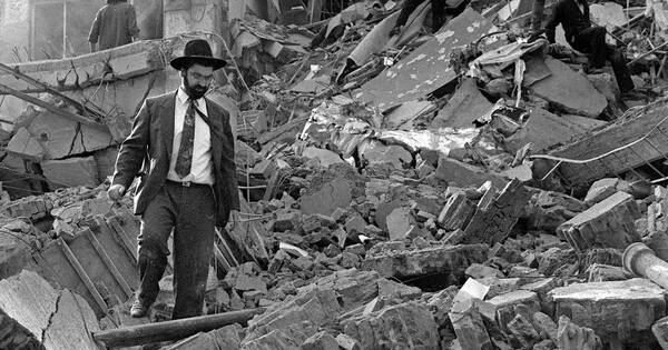 La Nación / AMIA, sin verdad y sin justicia: 28 años de silencios y complicidades