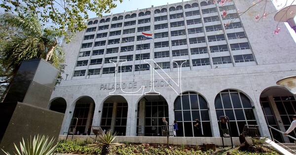 La Nación / Juicio por libertad de expresión: Justicia había ordenado seguir con investigación contra miembros de la Orquesta de Cateura