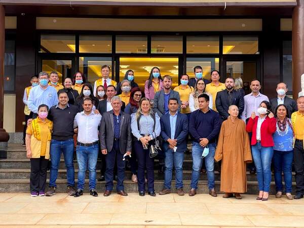Intendentes del Alto Paraná firman convenio con la Fundación Los Ángeles Paraguay-China - Noticde.com