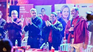 Abdo compara a Cartes con un cáncer que hizo "metástasis en Paraguay"
