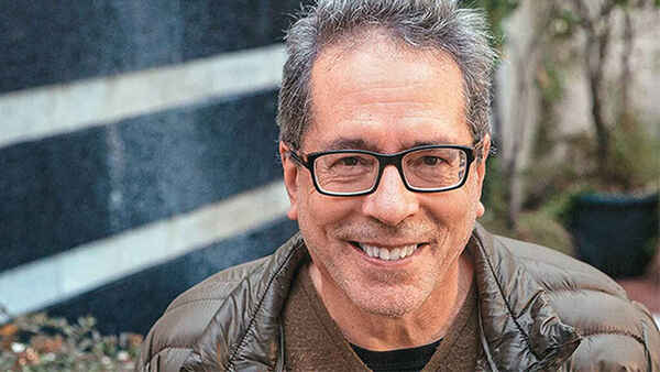 César Aira y los sentimientos - El Trueno
