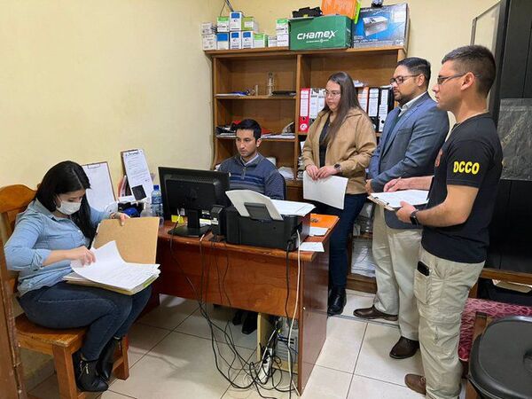 Allanan Municipalidad de Salto del Guairá en busca de documentos sobre presunto narco - Nacionales - ABC Color