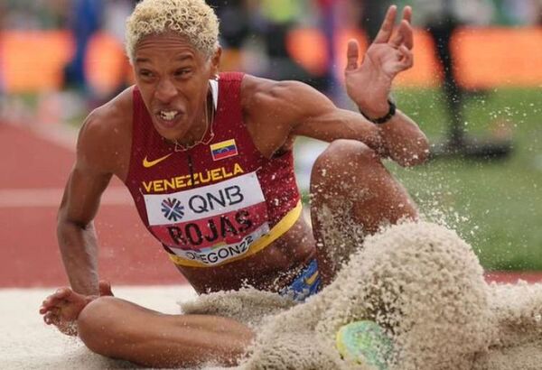 Yulimar Rojas hace historia al ganar 3 títulos mundiales de triple salto con el oro en el Mundial de Atletismo 2022