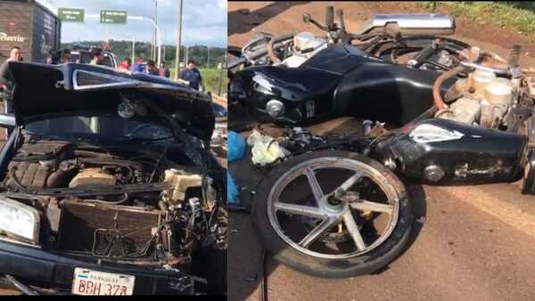Grave accidente en el puente Yakupaso de Encarnación