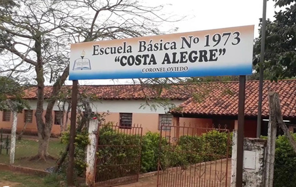 Ladrones vaciaron la Escuela Costa Alegre de Coronel Oviedo – Prensa 5
