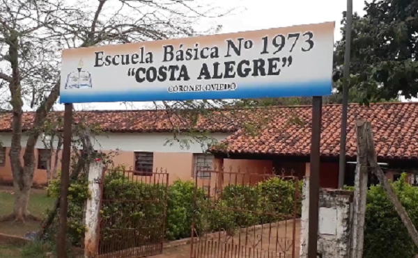 Delincuentes entraron a robar a una escuela en Coronel Oviedo - Noticiero Paraguay