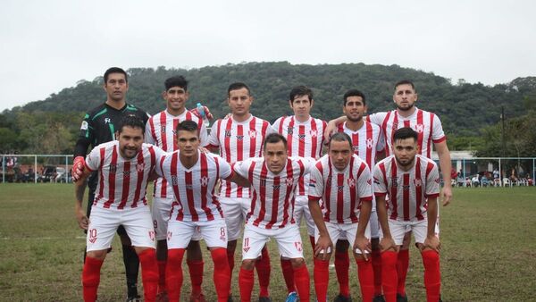 Mazzacotte salió de la cancha porque tenía la cédula vencida