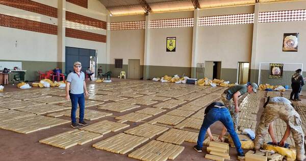 La Nación / Se incautan 22 mil kilos de marihuana en Amambay