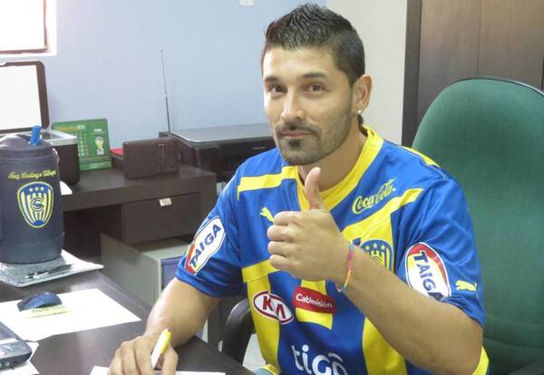Crónica / Pelotero campeón de primera jugará en la liga fernandina a sus 42 años