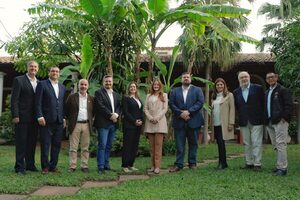 Kattya González y Sole Núñez confirmaron sus primeros candidatos al Senado - El Trueno