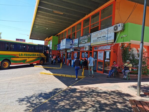 Anuncian paro de buses de mediana y larga distancia desde la próxima semana
