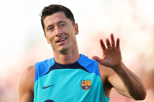 Diario HOY | "Bienvenido, Lewy": Barcelona oficializa llegada de Lewandowski