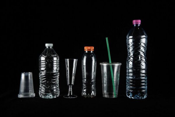 Diputados aprueban obligatoriedad de reciclar plástico PET, con mayor tiempo de gracia - Economía - ABC Color