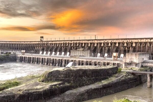 Paraguay lidera ranking mundial de generación de energía eléctrica renovable