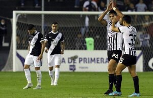 Versus / El campeón se recupera en un clásico que tuvo de todo - Paraguaype.com