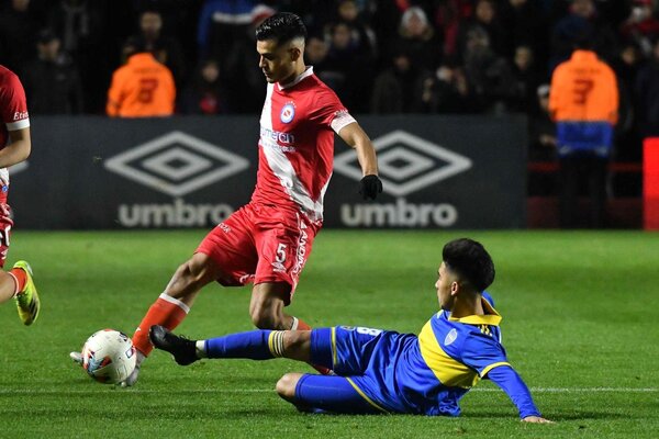 Diario HOY | Boca Juniors cae ante Argentinos Juniors, que lidera junto a Atlético Tucumán