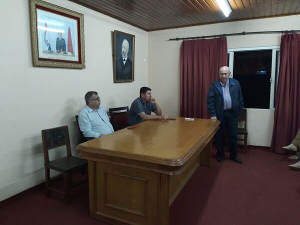 Con gran apoyo de los colorados Julio Vega oficializó su candidatura para la Intendencia - Radio Imperio