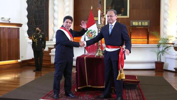 Perú: Castillo destituyó al ministro del Interior tras solo 15 días en el cargo - ADN Digital