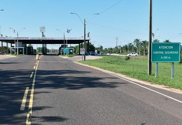 Paso Ayolas-Ituzaingó: es solo para transporte público en tres horarios y no en general