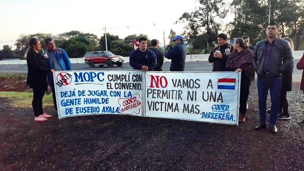 Diario HOY | Pobladores de Barrero Grande, en pie de guerra: exigen al MOPC cumplir convenio