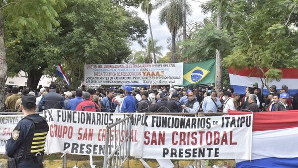 Aparece en la lista de indemnización para exobreros de Itaipú pero dice que rechazará el dinero - Nacionales - ABC Color