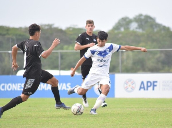 Las emociones del primer capítulo del Clausura en la Sub 18 - APF