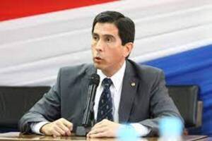 Ministro anunció 2.000 policías para combatir delitos fronterizos con Brasil | OnLivePy