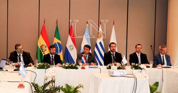 La Nación / “Históricamente, la Cumbre del Mercosur solo sirvió para la foto”, afirma analista