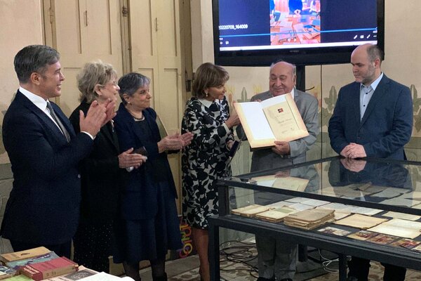 CCR Cabildo recibe biblioteca personal de Roa Bastos rescatada en Argentina - .::Agencia IP::.