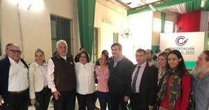 La Nación / Frente Guasu-Ñemongeta inscribió el movimiento que postula candidatura de Esperanza Martínez