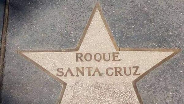 Hinchas de Olimpia piden que quiten el nombre de Roque del Paseo de las Estrellas