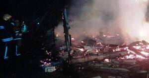 Crónica / Hernandarias: Cuatro menores son rescatados de una casa incendiada