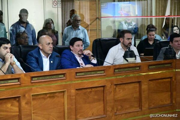 Junta dio el “sí” a Nenecho para endeudar a la Municipalidad por 80 millones de dólares - Nacionales - ABC Color