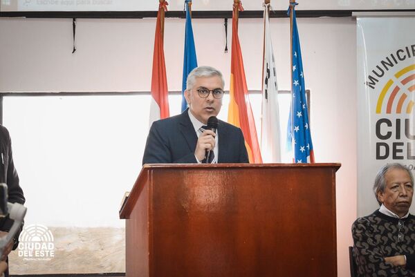 Presentan software resultante del trabajo de brigadas de universitarios voluntarios - La Clave