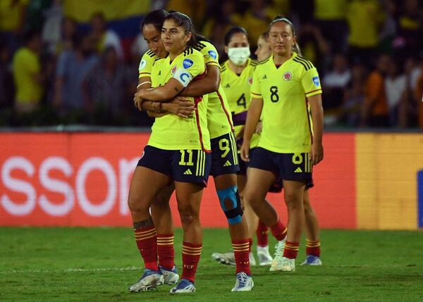 Colombia avanza a semifinales tras golear a Chile, al que dejó fuera - Fútbol Internacional - ABC Color