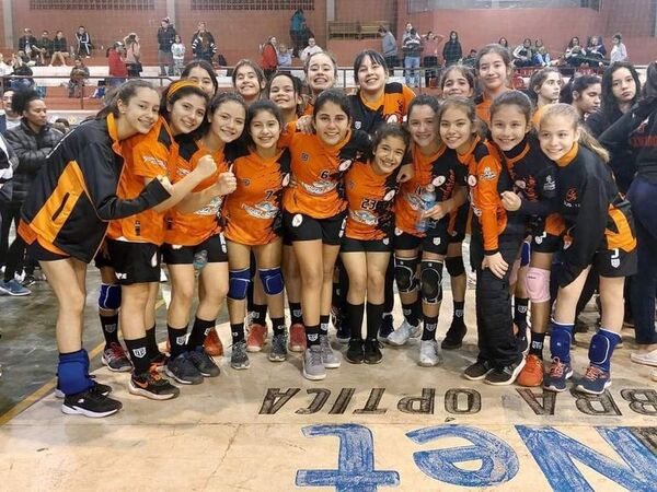 Balonmano: Consagran a campeones - Polideportivo - ABC Color