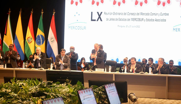 Diario HOY | Cumbre del Mercosur sin Brasil: Tratado de Libre Comercio con China, propondrá Uruguay