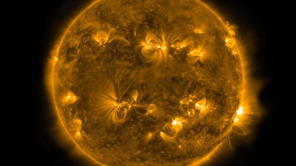 Diario HOY | Tormenta solar de un 'cañón de fuego' en la superficie del Sol golpeará la Tierra este jueves