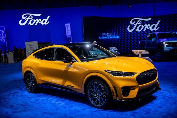 Ford asegura el suministro de baterías para fabricar más vehículos eléctricos al año | Tecnología | 5Días