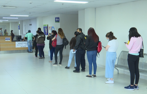 Ante falta de medicamentos, pacientes oncológicos de IPS piden destitución de Bataglia