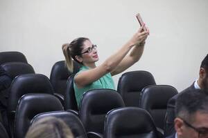 "Secretaria VIP" tendrá que devolver más de 100 millones a la Contraloría - Megacadena — Últimas Noticias de Paraguay