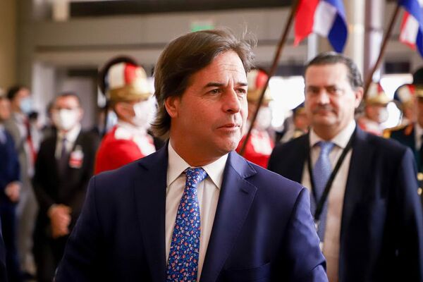 Uruguay plantea a socios del Mercosur que avancen “juntos” en TLC con China - Mundo - ABC Color