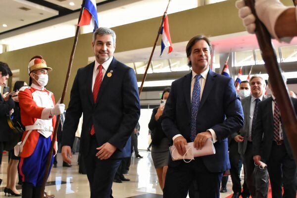 Diario HOY | Uruguay plantea a socios del Mercosur que avancen "juntos" en TLC con China