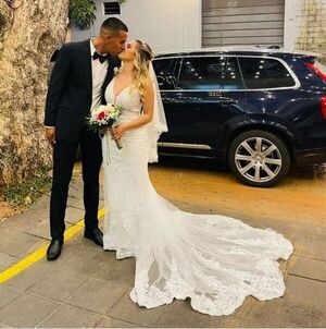 El futbolista Roberto Fernández pasó al club de los casados - Gente - ABC Color